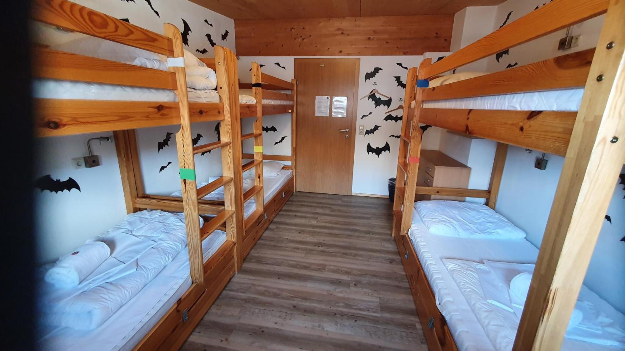Alpking Hostel 엘마우 외부 사진