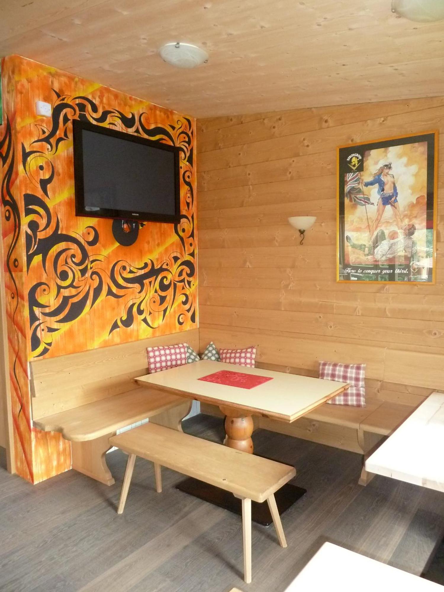 Alpking Hostel 엘마우 외부 사진